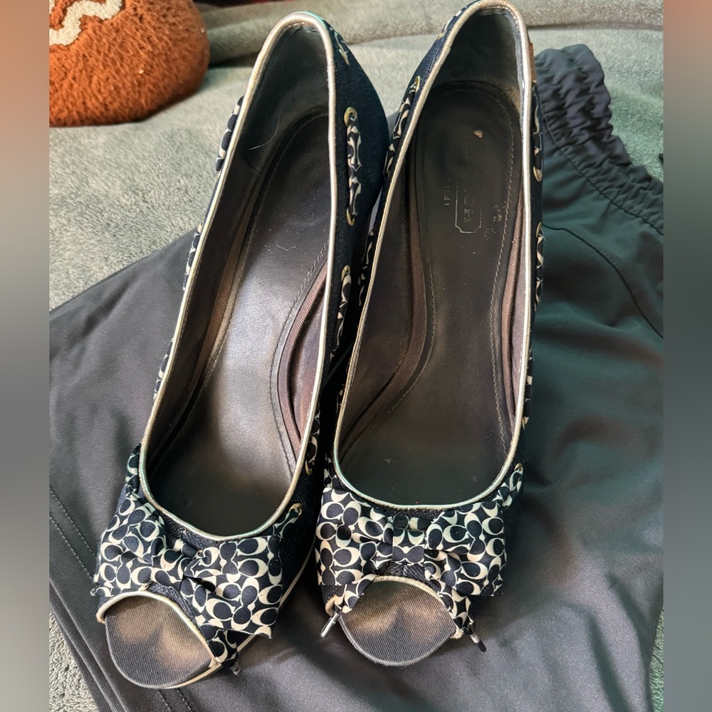 Coach y2k wedge heels open toe